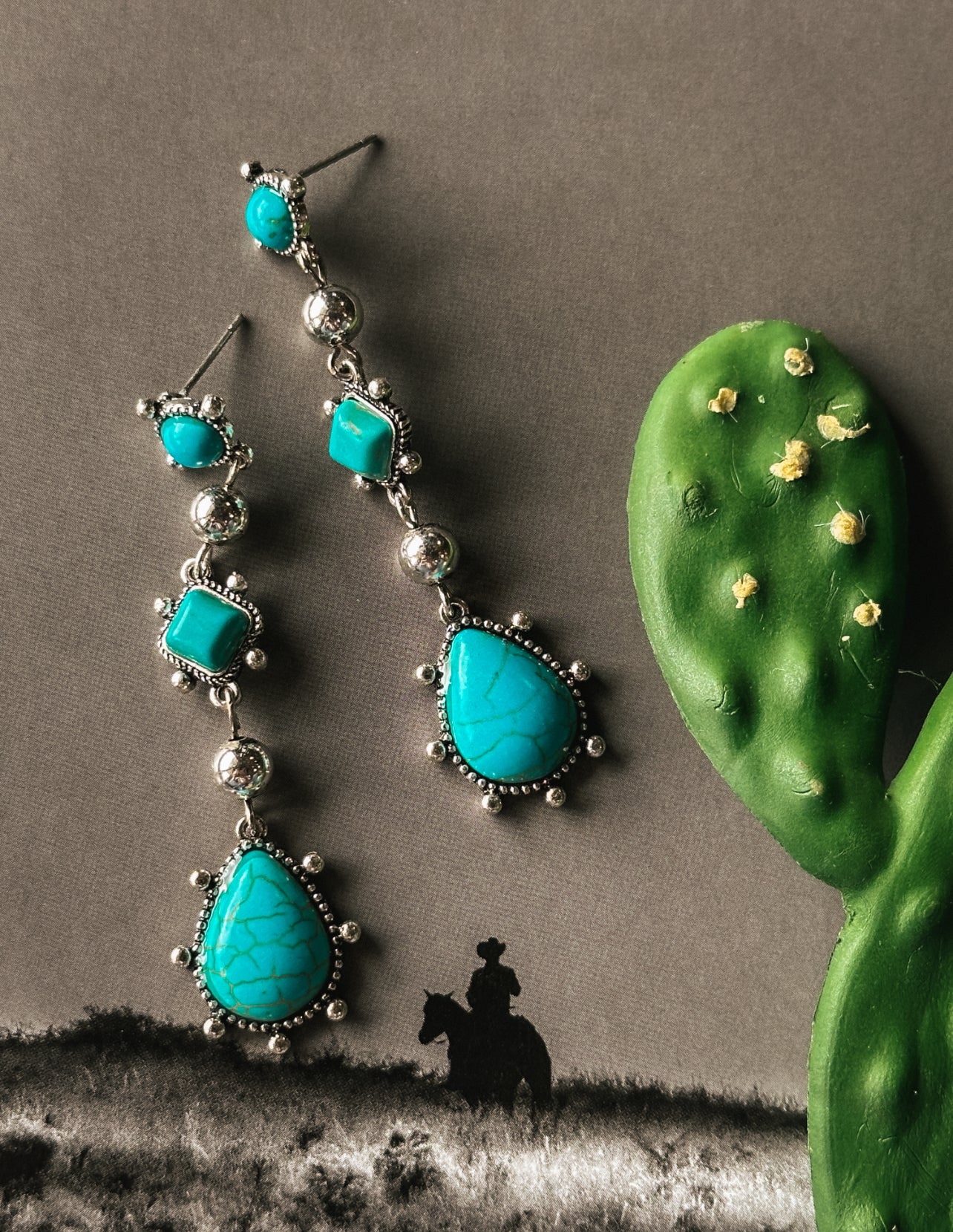 The Dana Earrings