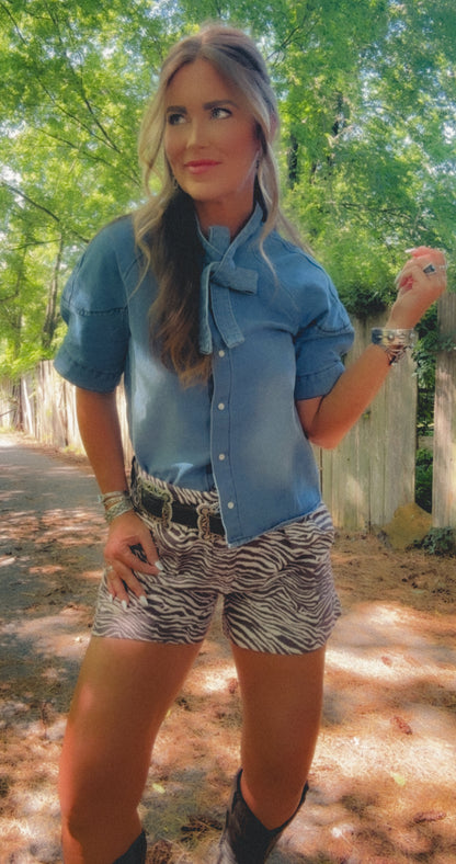 Stripe A Pose Shorts