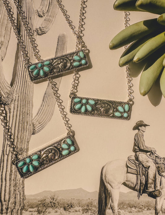 The Kansas Bar Necklace