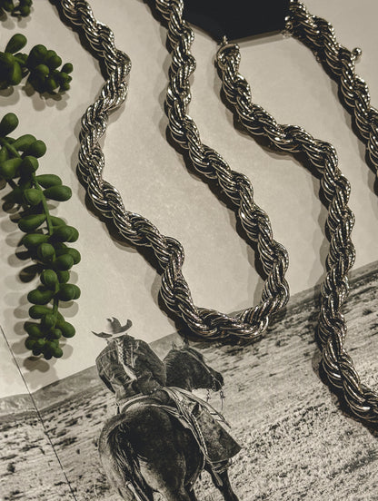 The Kent Necklace