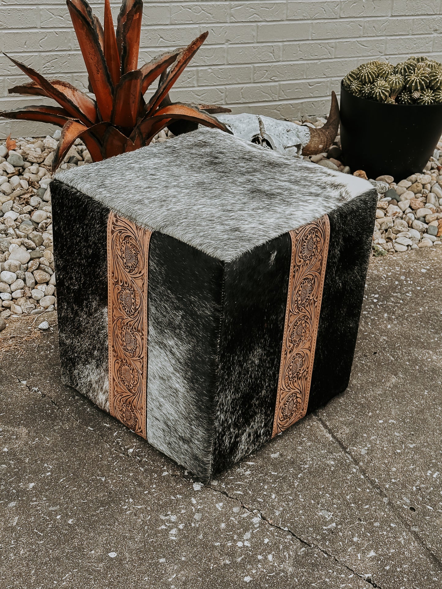 The Milagro Ottomans