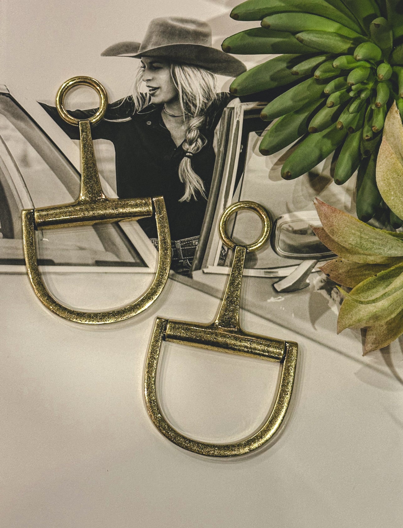 Large Snaffle Bit Pendant