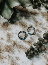 Load image into Gallery viewer, The Tasha Earrings