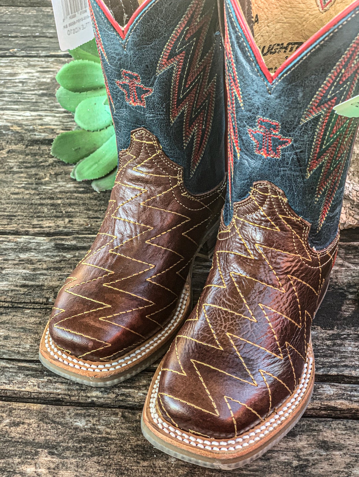 Tin Haul Lightning Fast Boots *Boys