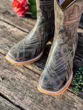 Load image into Gallery viewer, Tin Haul Latitudes *Men’s