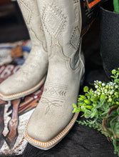 Load image into Gallery viewer, Roper Vintage White Boots *Womens*