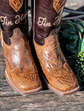 Load image into Gallery viewer, Tin Haul Lightning Fast *Men’s