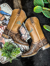 Load image into Gallery viewer, Tin Haul Paisley Queen Boots *Womens*