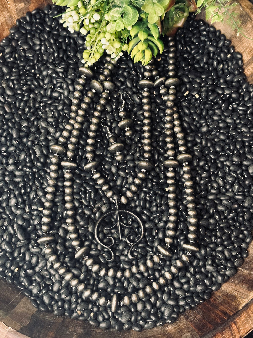 The Mayes Necklace